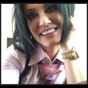 Meet your Posher, Aysha